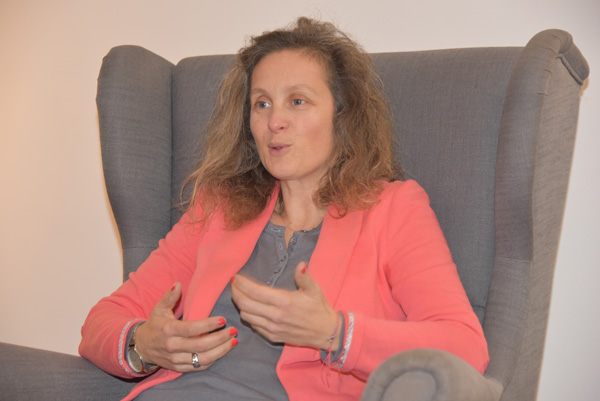 Laurence ADJADJ Hypnotherapeute, Psychologue, Praticienne EMDR-IMO à Marseille 13008