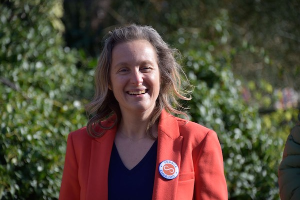 Laurence ADJADJ, Hypnotherapeute, Psychologue,Thérapeute EMDR-IMO à Marseille Laurence ADJADJ, Hypnotherapeute, Psychologue,Thérapeute EMDR-IMO à Marseille